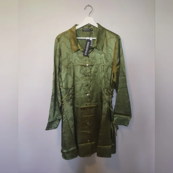 NWT Dangerfield Green Chained to Fate Satin Dress - 14 US (18 AUS) - Picture 4 of 5